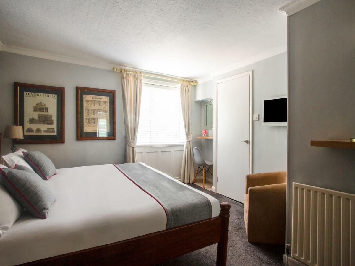 Oyo Lifestyle Hotel Sea Breeze Brighton Eksteriør billede