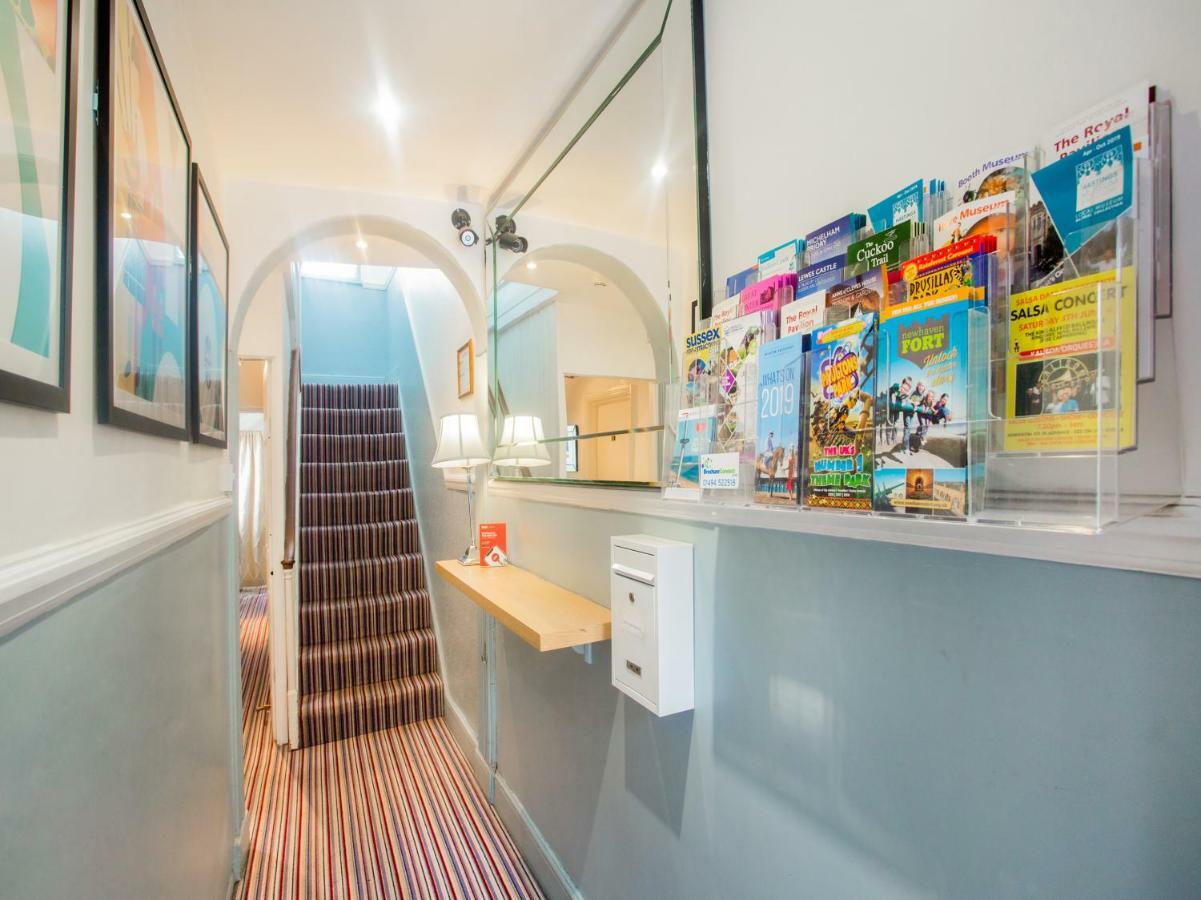 Oyo Lifestyle Hotel Sea Breeze Brighton Eksteriør billede