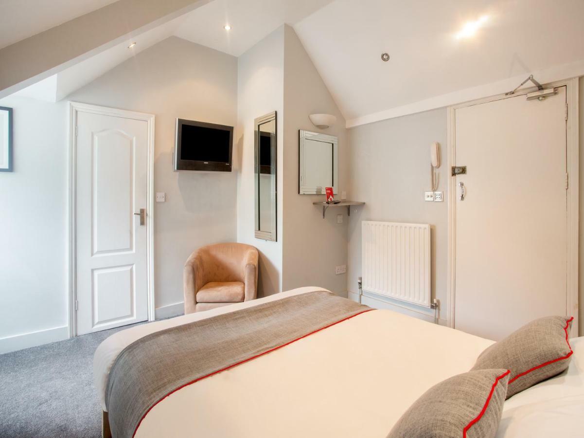 Oyo Lifestyle Hotel Sea Breeze Brighton Eksteriør billede